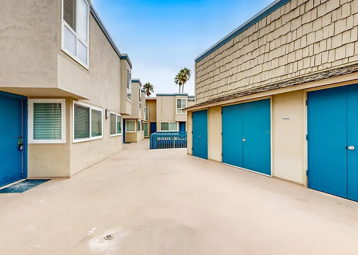 Hale I'A Apartment Carpinteria
