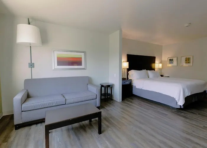 Holiday Inn Express And Suites Tahlequah By Ihg