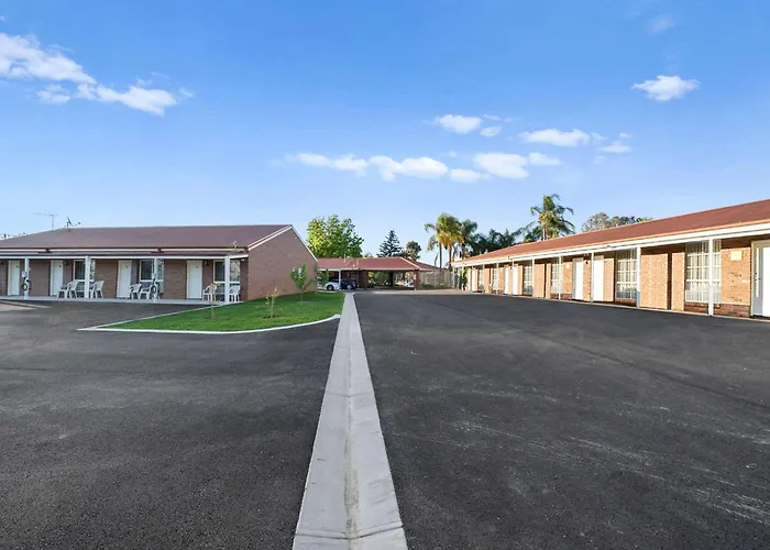 Mitta Mitta Hotels
