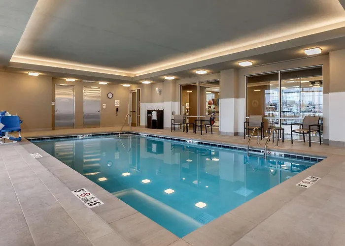 Cambria Hotel Omaha Downtown