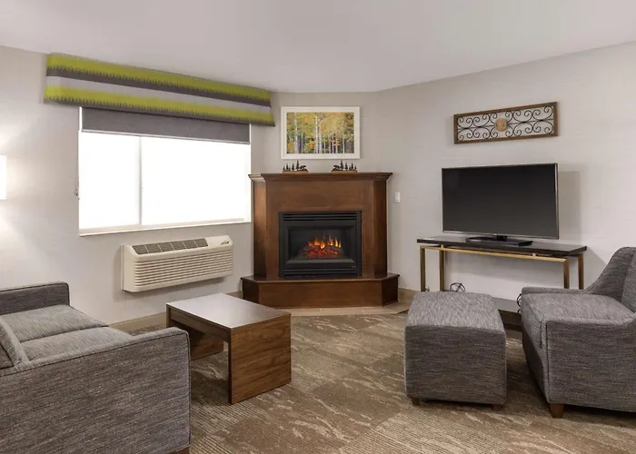 Glacier National Park Hotels