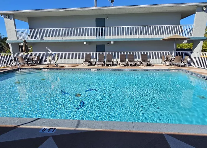 Quality Inn Near Blue Spring Orange City
