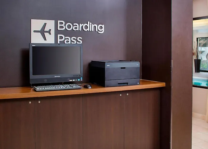 Courtyard By Marriott Richmond Airport Hotel Sandston