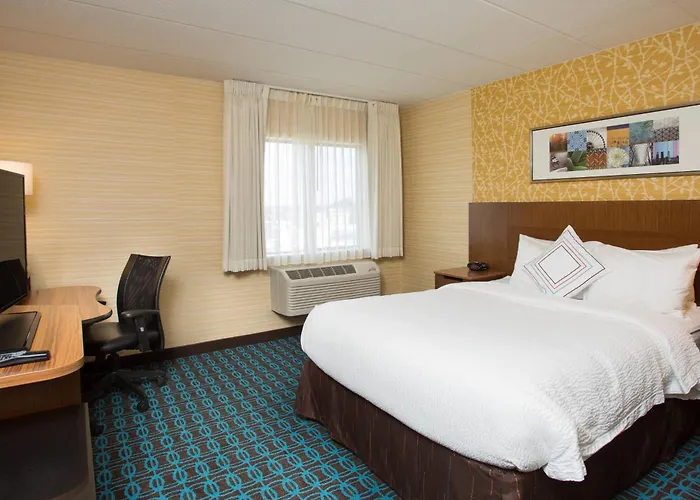 Fairfield Inn Manchester - Boston Regional Airport