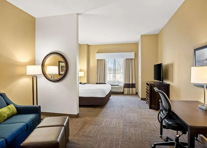 Comfort Suites Frisco