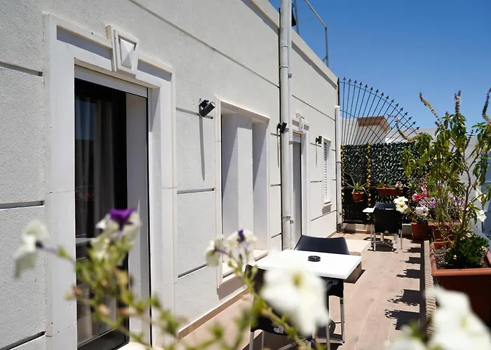 Tunis Hotels