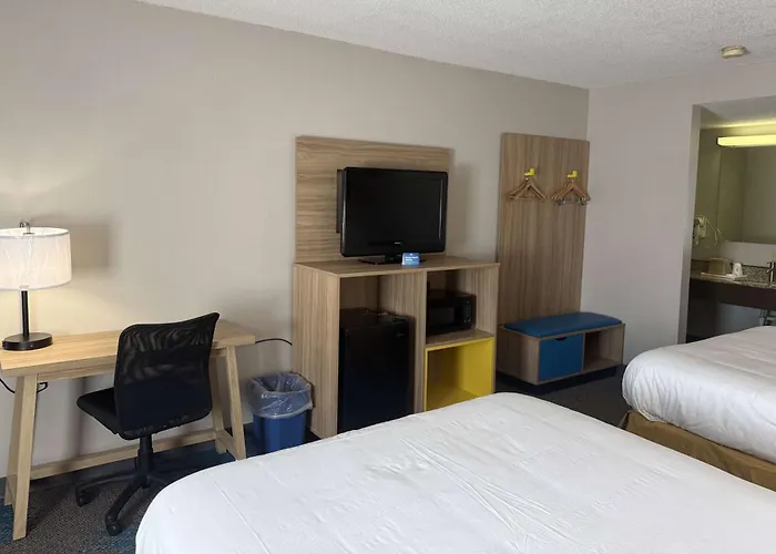 Days Inn By Wyndham Hannibal
