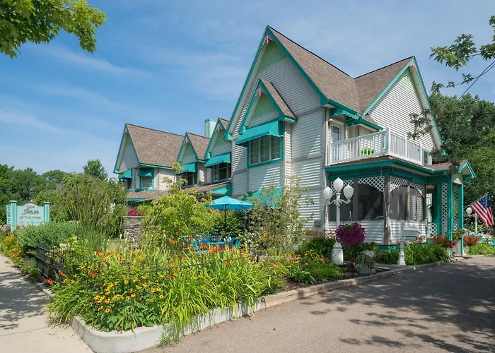 Inn At The Park Bed And Breakfast South Haven