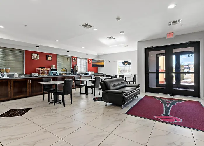 Paris Inn & Suites