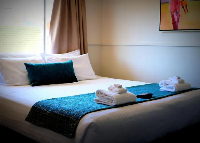 Jandowae Hotels