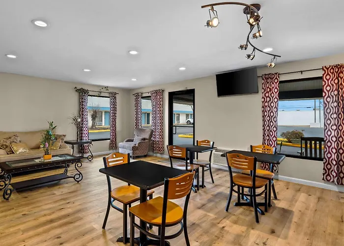 Rodeway Inn & Suites Brookhaven