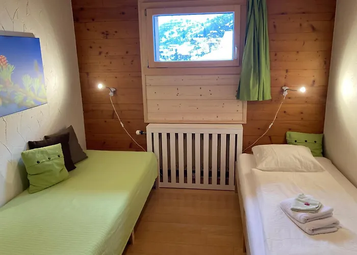 Albinen Hotels