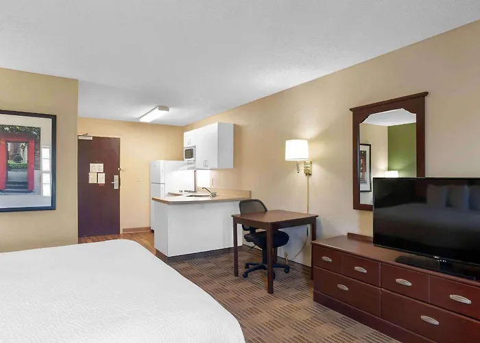 Extended Stay America Suites - Madison - Junction Court Middleton
