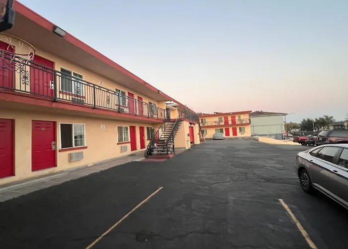 Premier Inn & Suites -Listing Partner Oakland