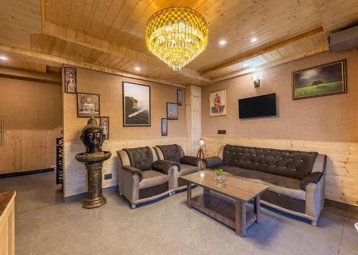Kufri Hotels