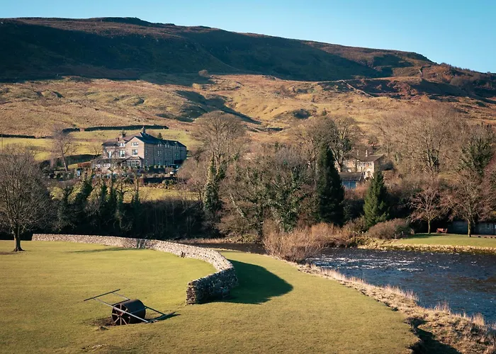Burnsall Hotels