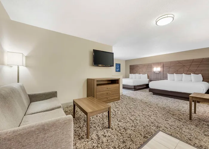 Best Western Plus Grand Manor Inn Springfield