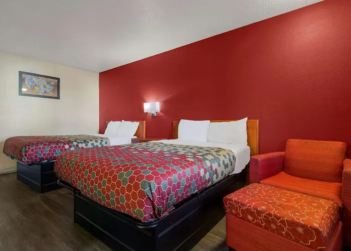Econo Lodge Goldsboro Hwy 70