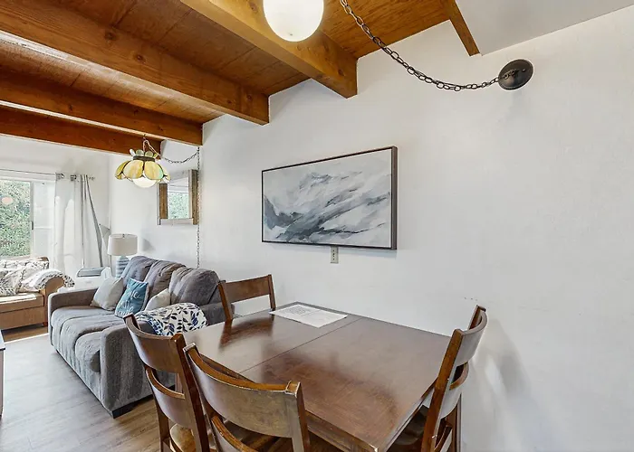 Sugar Shack Hotel Carpinteria