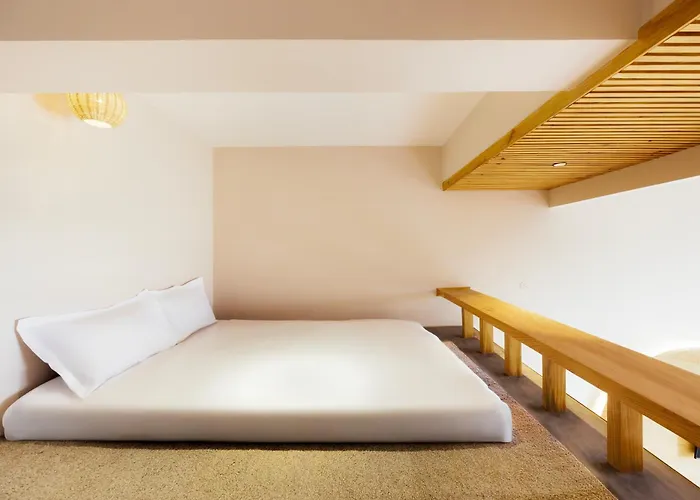 Mukteshwar Hotels