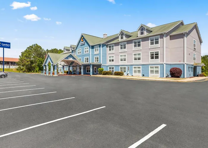Comfort Inn & Suites Rome South