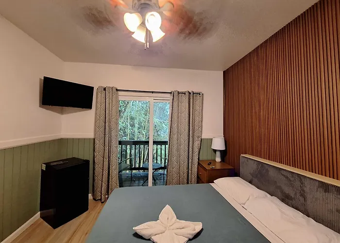 Wild Ginger Hotel Hilo