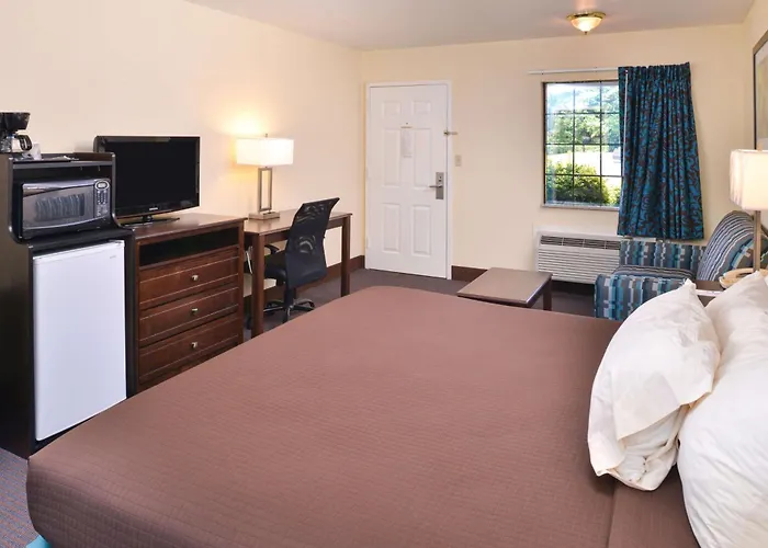Americas Best Value Inn - Batesville