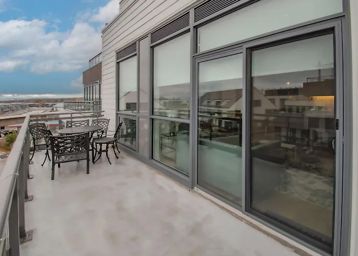 Innisfil Hotels