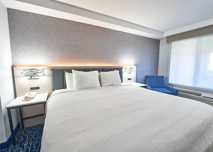 All Seasons Inn & Suites Bourne
