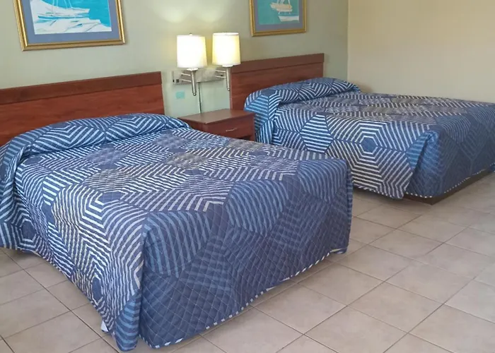 Royal Islander Hotel Freeport
