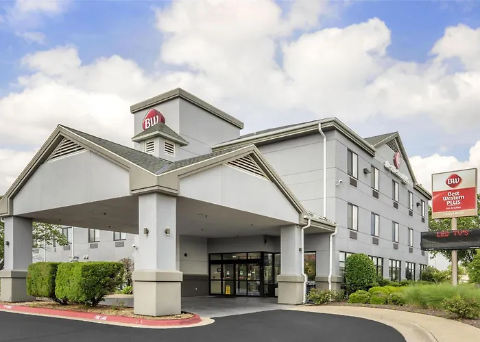 Best Western Plus Castlerock Inn & Suites Bentonville