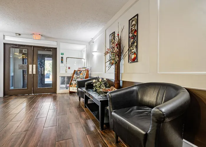 Coratel Plus Suites Wichita West Airport