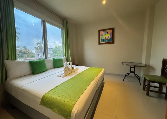GALAPAGOS ISLANDS Hotels