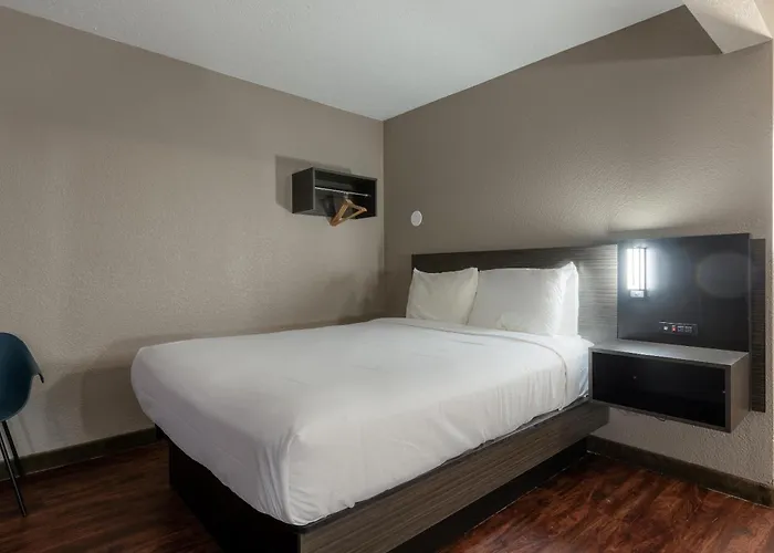 Studio 6 Limon, Co I 70
