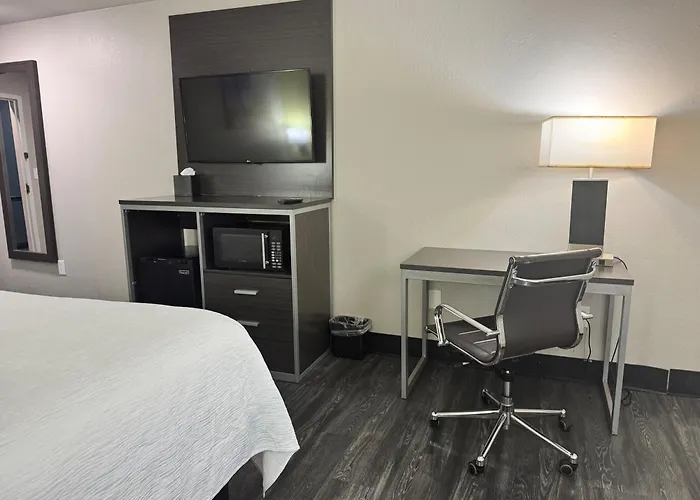 Wingate By Wyndham Biloxi - Ocean Springs Hotel