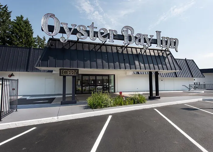 Oyster Bay Inn & Suites Bremerton