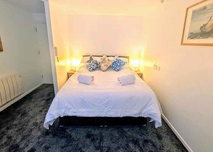 Camelford Hotels