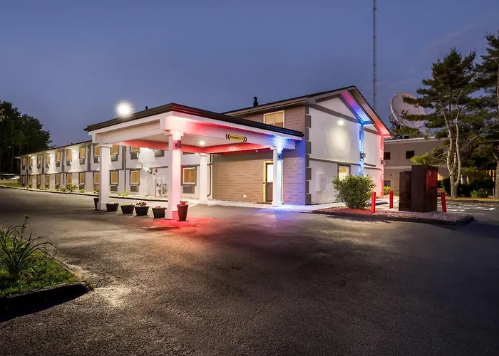 Super 8 By Wyndham Lewiston Auburn Area Hotel