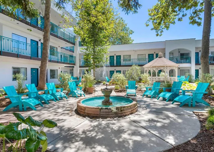 Quality Suites Downtown San Luis Obispo
