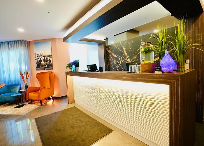 Arthotel Ambassador Wiesbaden - Free Parking