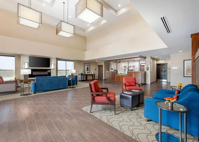 Comfort Suites West Omaha