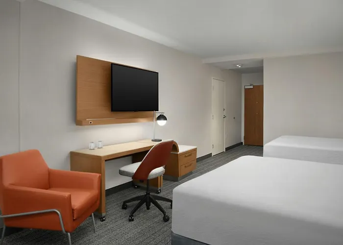 Courtyard By Marriott El Paso East/I-10 Hotel