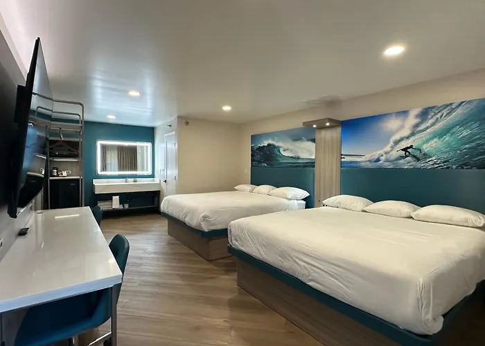 Costa Mesa Inn - Newport Beach Area