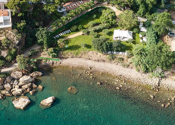 Cefalu Hotels