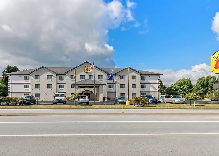 Super 8 By Wyndham Uniontown Pa Hotel