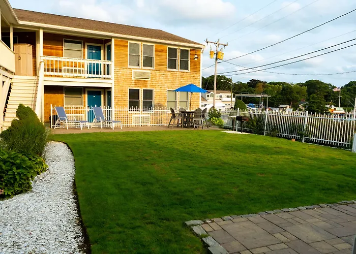 Innseason Resorts Harborwalk Falmouth