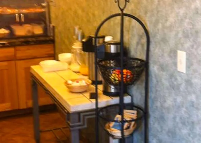 Magnuson Hotel Ely