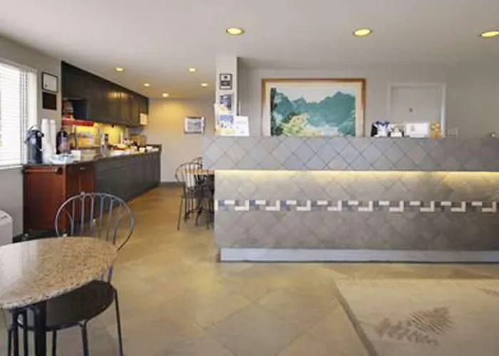 Magnuson Hotel Park Vue Ely