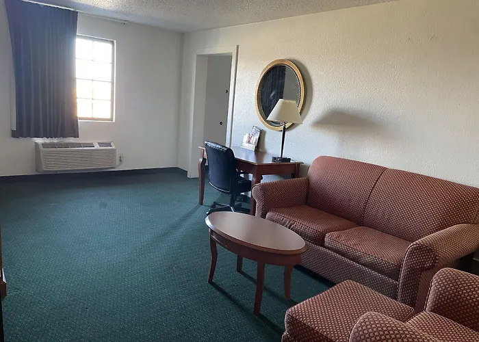 Econo Lodge Kalamazoo Near Wings Stadium