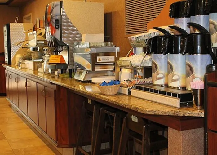 Auburn Place Hotel & Suites Paducah